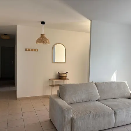 La Petite Maison 7 Pers Proche Nigloland Au Calme Holiday home Rizaucourt-Buchey