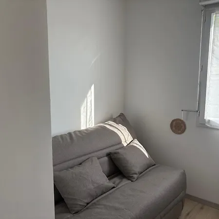 Holiday home La Petite Maison 7 Pers Proche Nigloland Au Calme Rizaucourt-Buchey